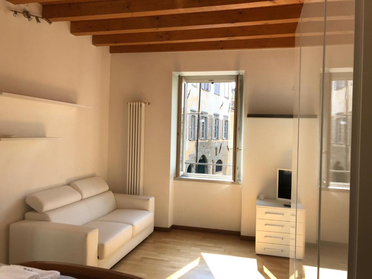 Apartment Myroom Citta Alta 2 *